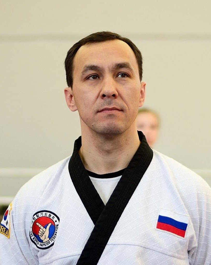 Alexsander V. Semyonov